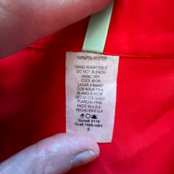 ~MOA~ Elegant Red Women's Top - Picture 5 of 6